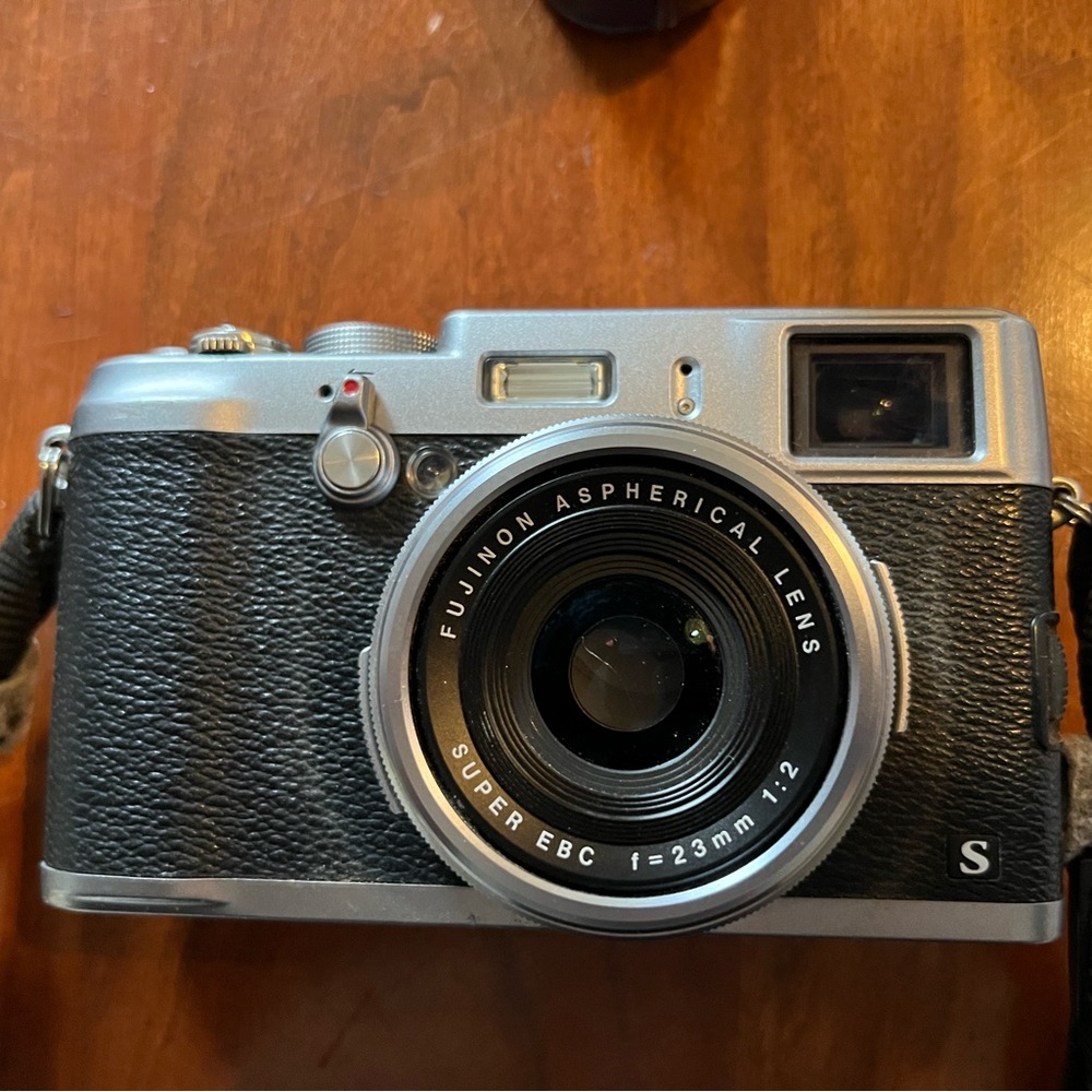 Fujifilm X100 Camera